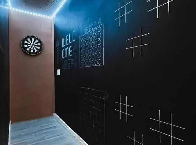 Modern 3br,2ba With Game Hallway - Pets Welcome